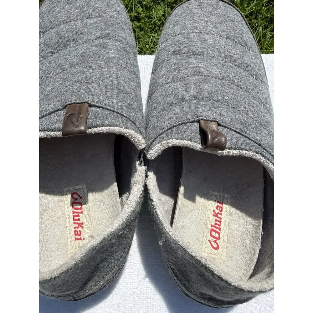 OluKai model **